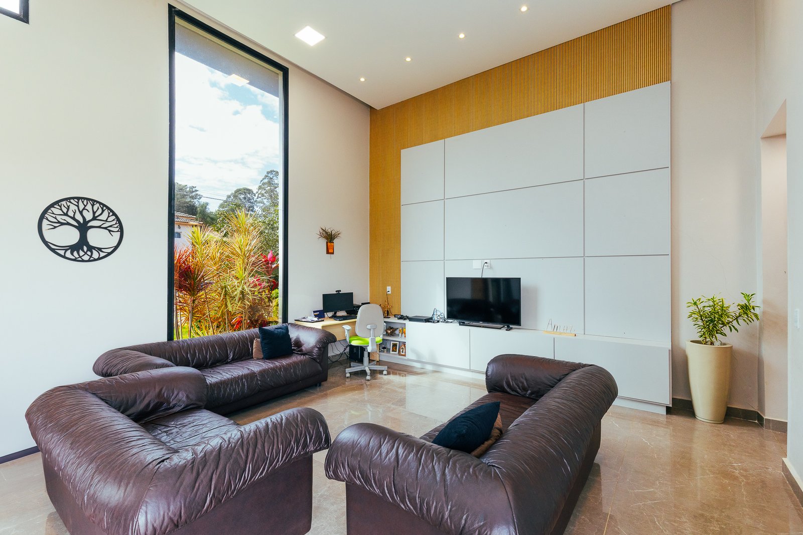 Casa térrea a venda  em Itupeva-SP. 4 quartos, Colinas de Inhandjara- R$ 1.800.000,00