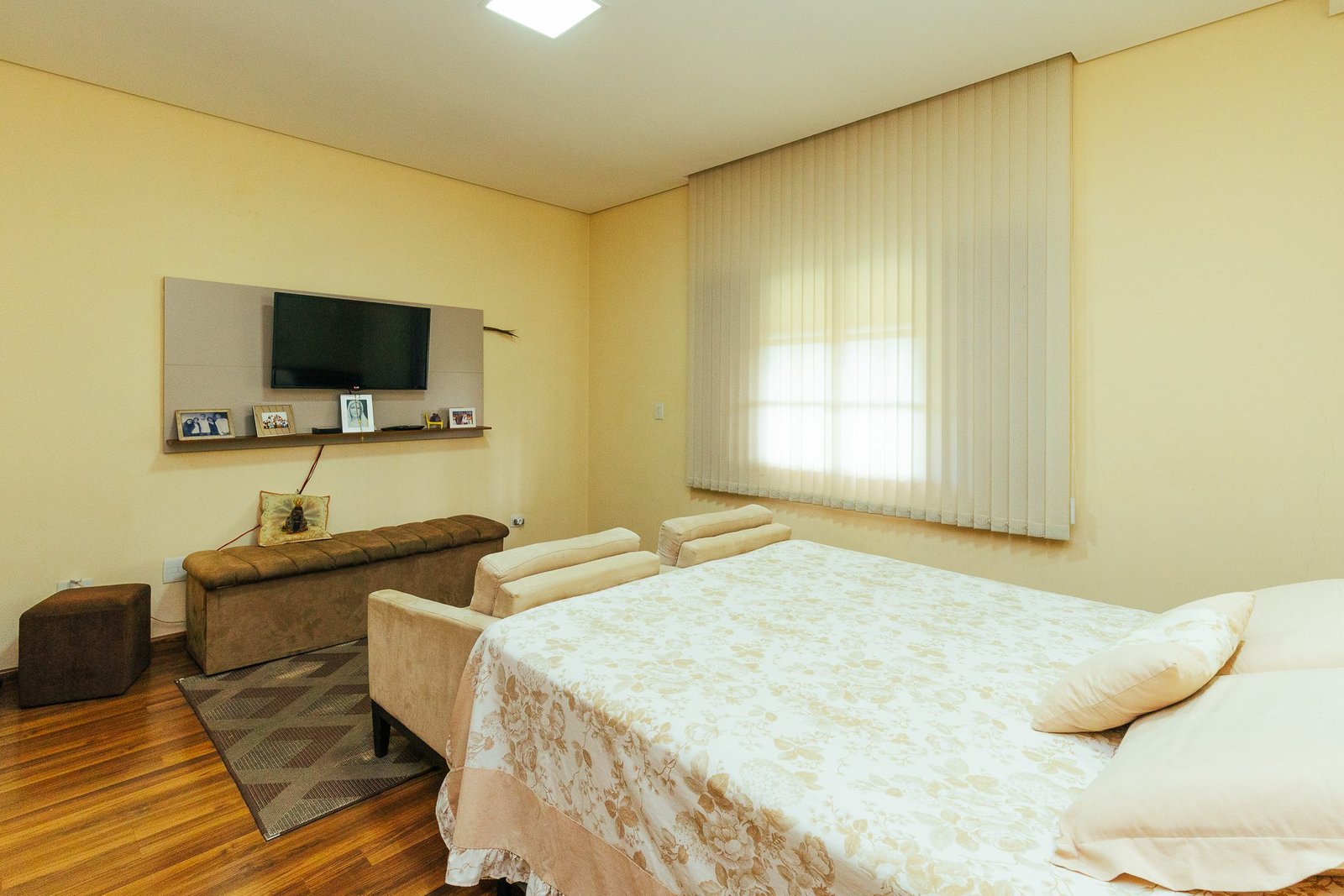 Casa a venda em Itupeva-SP. Com 6 quartos, 440,56m², Condomínio Village Morro Alto/ R$ 2.100.000,00