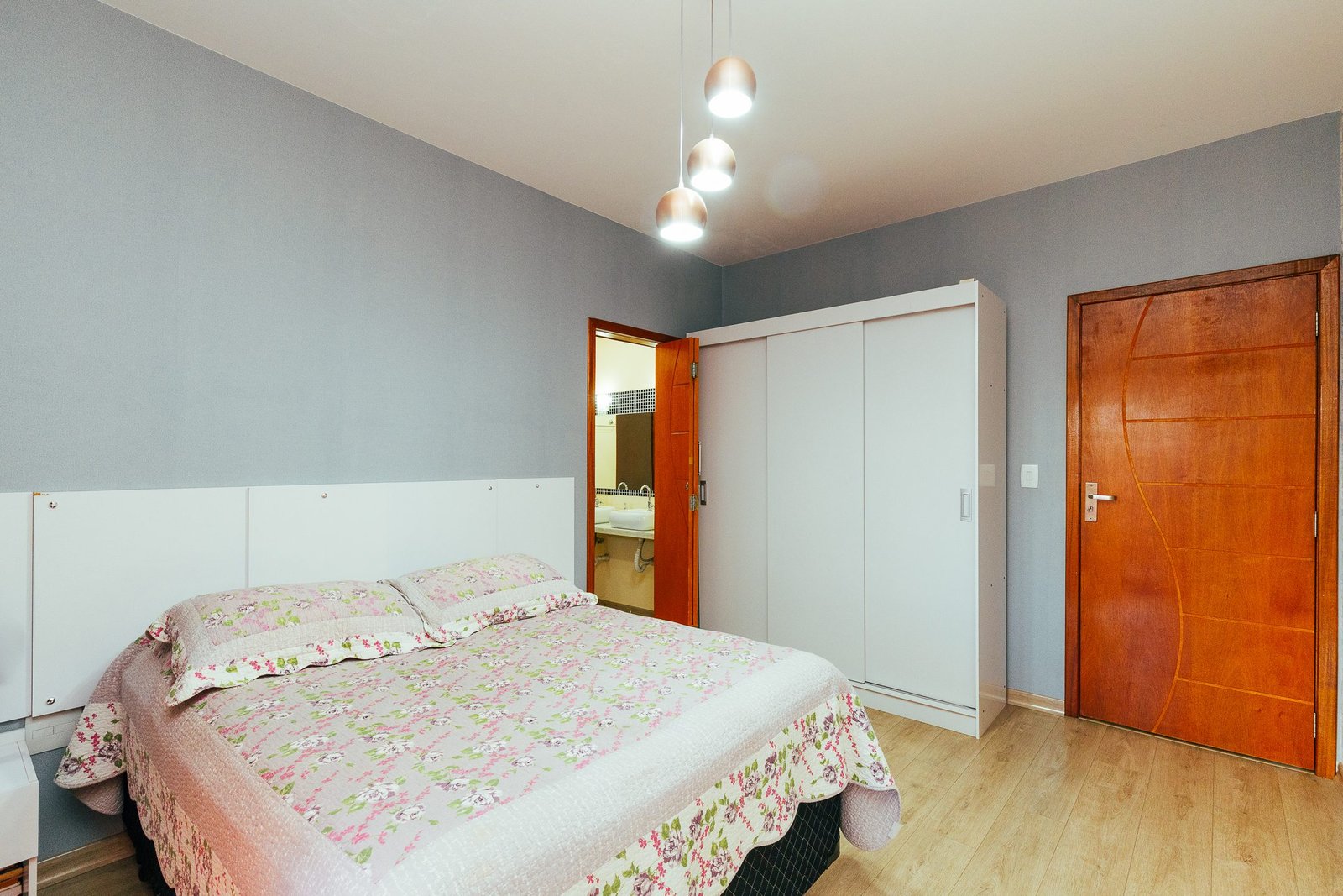 Casa a venda em Itupeva-SP. Com 6 quartos, 440,56m², Condomínio Village Morro Alto/ R$ 2.100.000,00